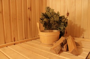 при остеохондрозе рекомендуется периодически посещать баню